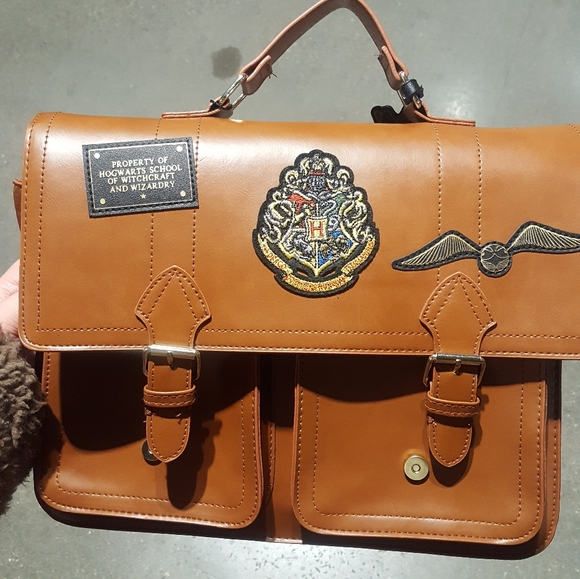 Harry Potter Large Crossbody - Picture 3 of 8